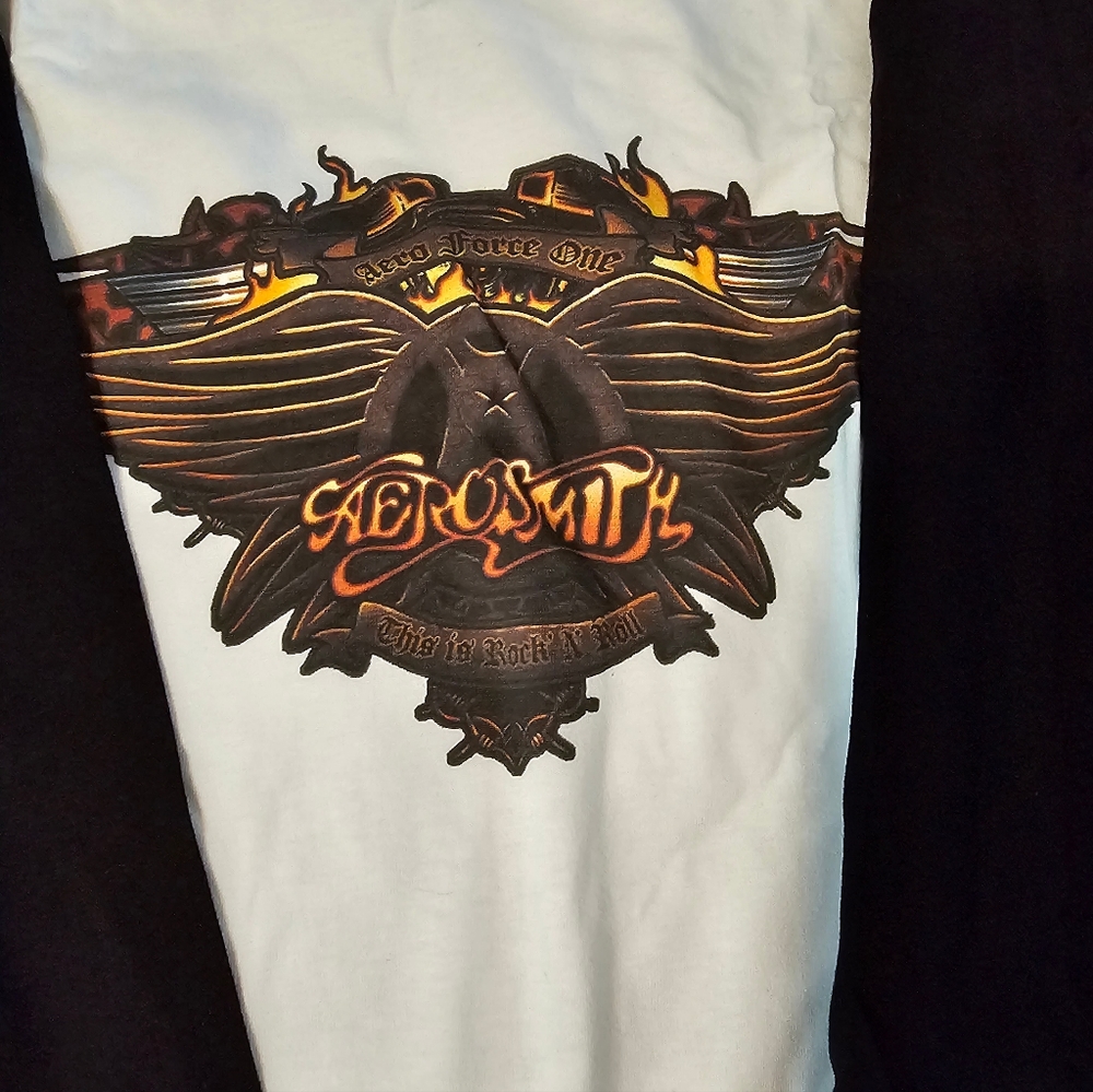 Areosmith Top